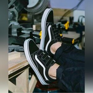 Vans Old Skool V Suede Sneakers Shoes size Mens 4.5 Womens 6